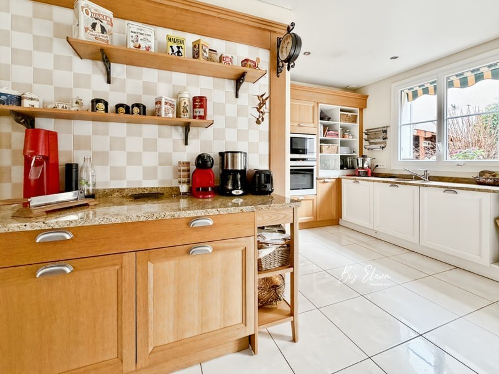 � vendre  Villa Bussy-Saint-Martin (77600)