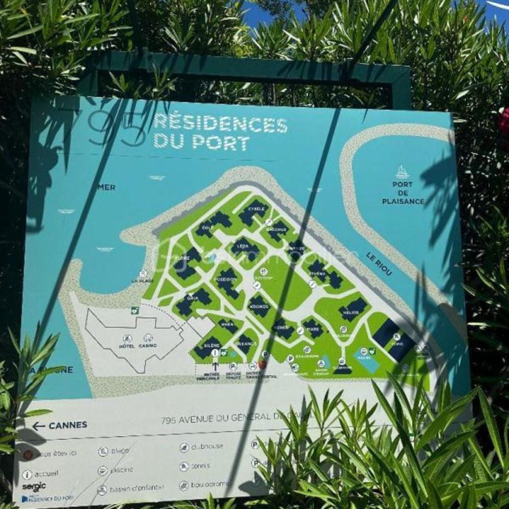 � vendre  Appartement Mandelieu-la-Napoule (06210)