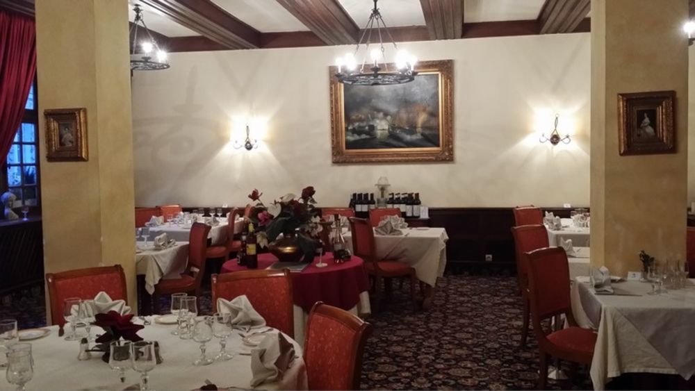 � vendre  Propri�t�/ch�teau S�zanne (51120)