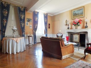  Propri�t�/ch�teau � vendre 15 + pi�ces 450 m�