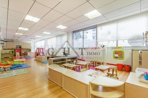 A LOUER 360M2 VINCENNES 12250 94300 Vincennes