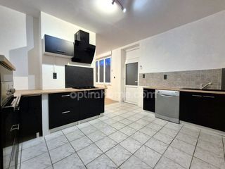  Immeuble � vendre 8 pi�ces 150 m�