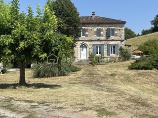  Maison � vendre 9 pi�ces 312 m�