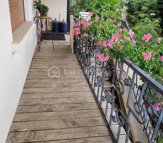  Propri�t�/ch�teau � vendre 10 pi�ces 222 m�