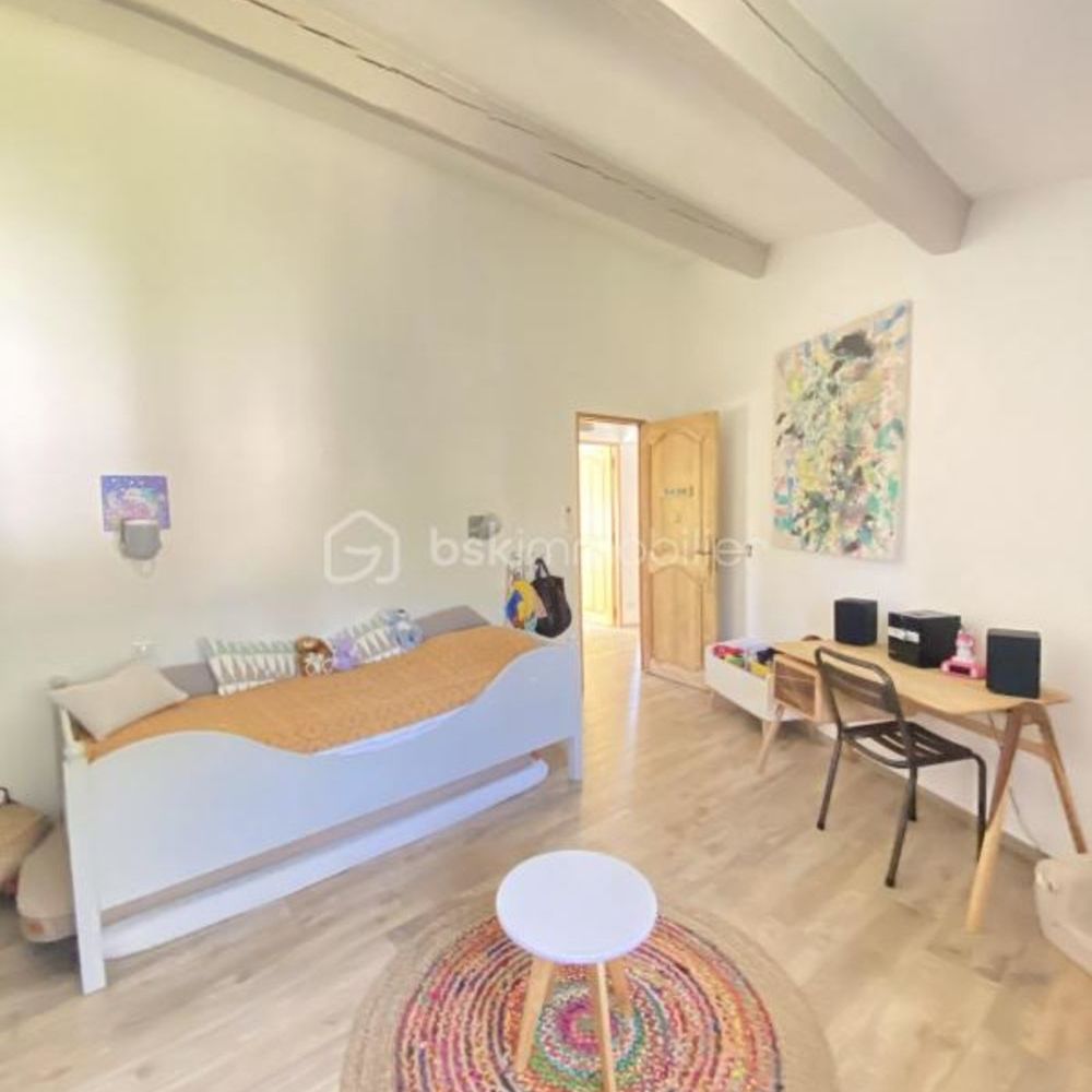 � vendre  Villa Pourri�res (83910)