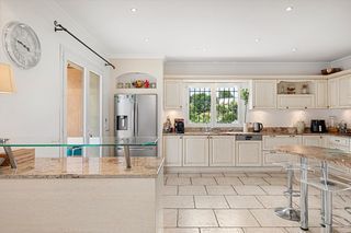  Maison � vendre 8 pi�ces 256 m�