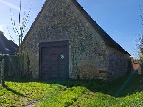   Batisse type maison en pierre brute � r�nover, coeur de bourg, fond impasse, au calme Nord Sarthe, � 15 min des Alpes Mancelles, Maison - 1 pi�ce(s) - 75 m�