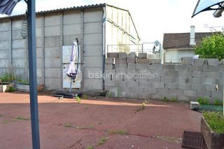  Maison � vendre 6 pi�ces 225 m�