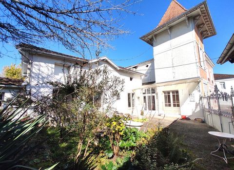   SOUPROSSE Maison de Caract�re 200m�  TERRAIN 1000m� Maison - 7 pi�ce(s) - 200 m�