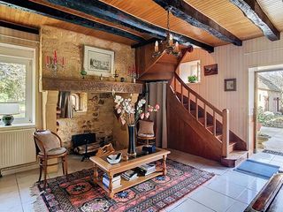  Propri�t�/ch�teau � vendre 10 pi�ces 245 m�