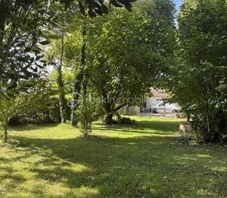  Propri�t�/ch�teau � vendre 7 pi�ces 250 m�