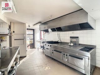  Immeuble � vendre 15 + pi�ces 389 m�