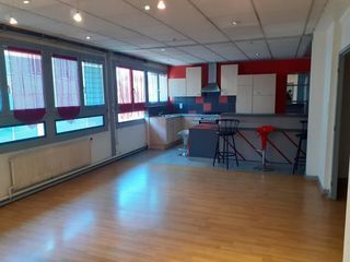  Appartement � vendre 4 pi�ces 150 m�