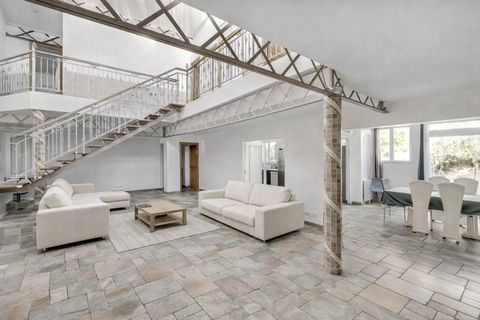   �l�gante maison lumineuse � Joinville-le-Pont Maison - 7 pi�ce(s) - 225 m�