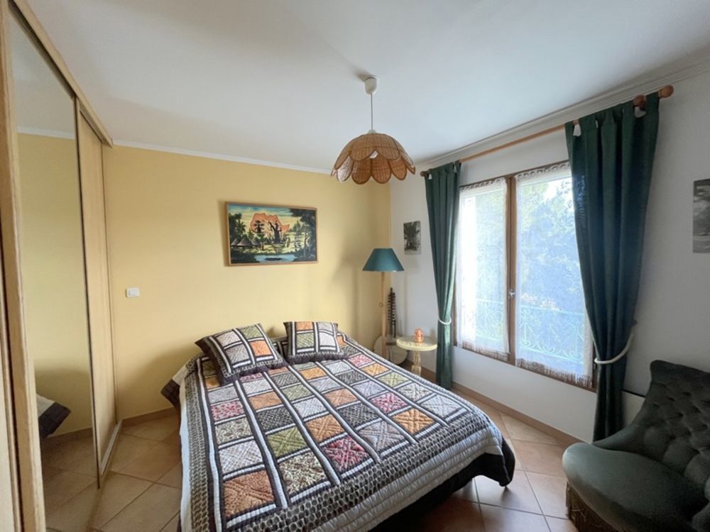 � vendre  Maison Ceyreste (13600)