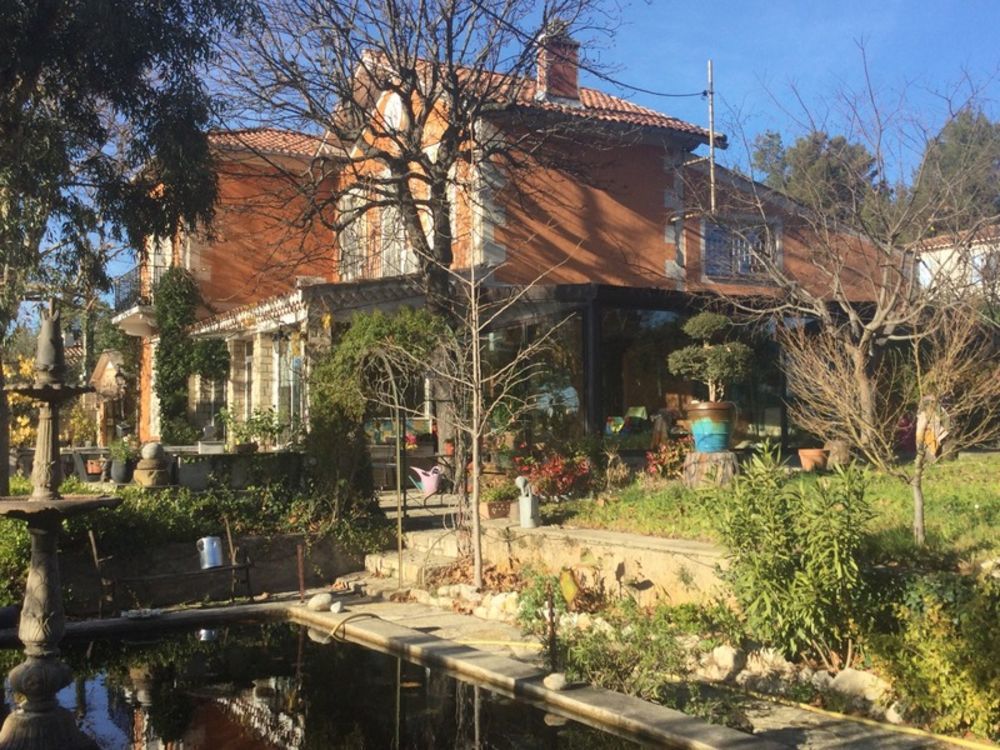 � vendre  Maison Aubagne (13400)