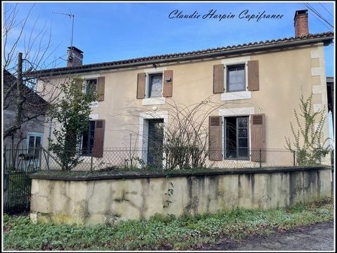   Dpt  (79), � vendre CLAVE :  maison P6 de 133.19 m� - 4 ch - d�pendances - Terrain de 17 hectares, forage Maison - 6 pi�ce(s) - 133 m�