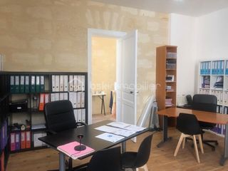  Immeuble � vendre 15 + pi�ces 476 m�