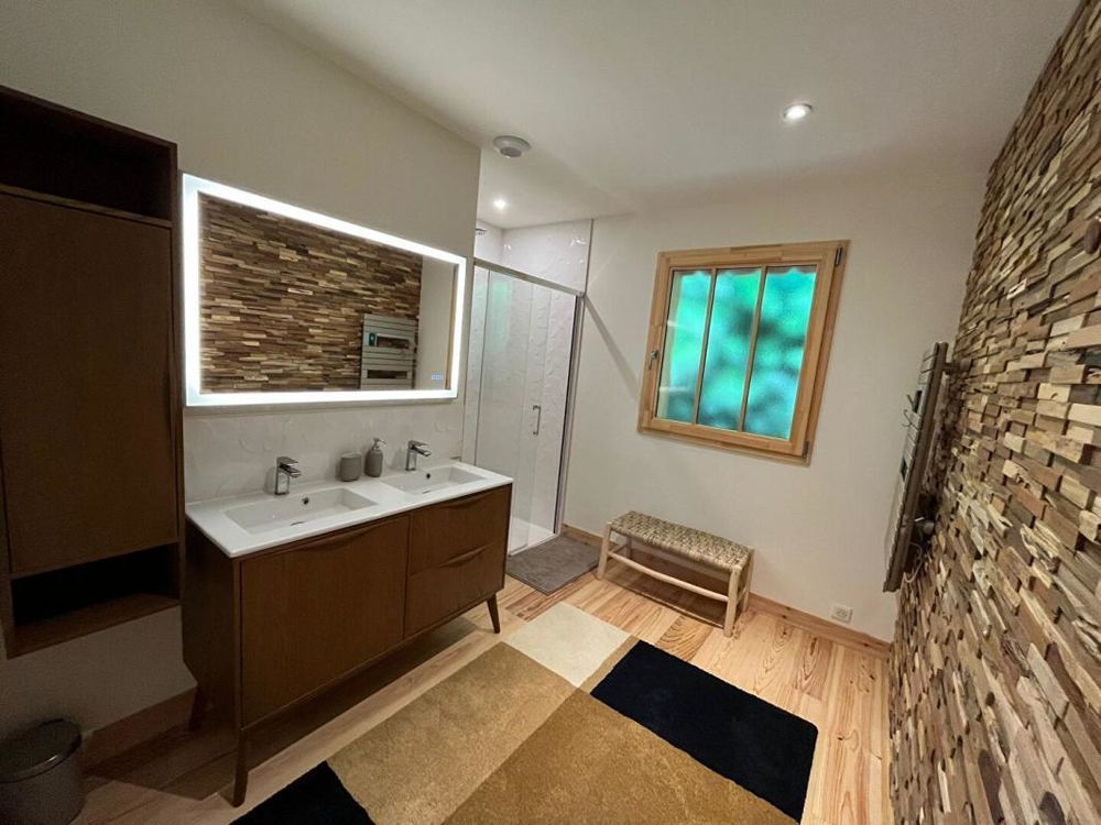 � vendre  Propri�t�/ch�teau Saint-Julien-en-Born (40170)