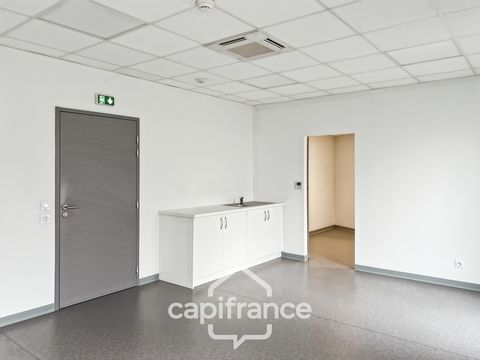 Local professionnel 30 M&sup2; P&ocirc;le m&eacute;dical de Castelculier 570 47240 Castelculier