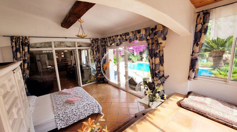 � vendre  Villa Sainte-Maxime (83120)