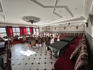  Immeuble � vendre 8 pi�ces 315 m�