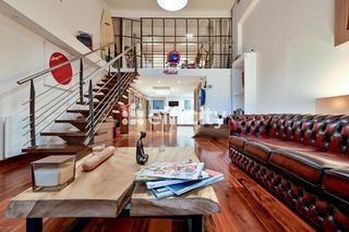  Loft � vendre 2 pi�ces 91 m�