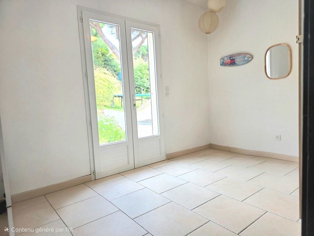 � vendre  Maison Bormes-les-Mimosas (83230)