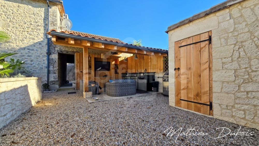 � vendre  Propri�t�/ch�teau Issigeac (24560)