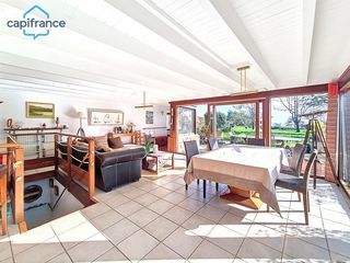  Maison � vendre 10 pi�ces 233 m�