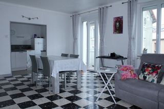 Maison � vendre 9 pi�ces 190 m�