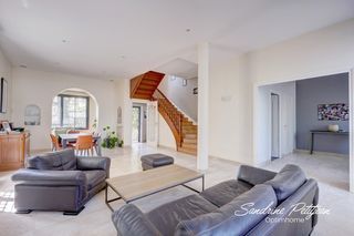  Maison � vendre 7 pi�ces 228 m�