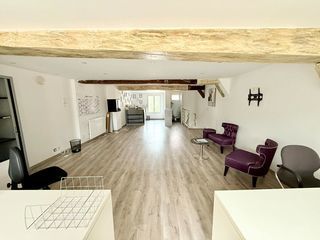  Immeuble � vendre 10 pi�ces 250 m�