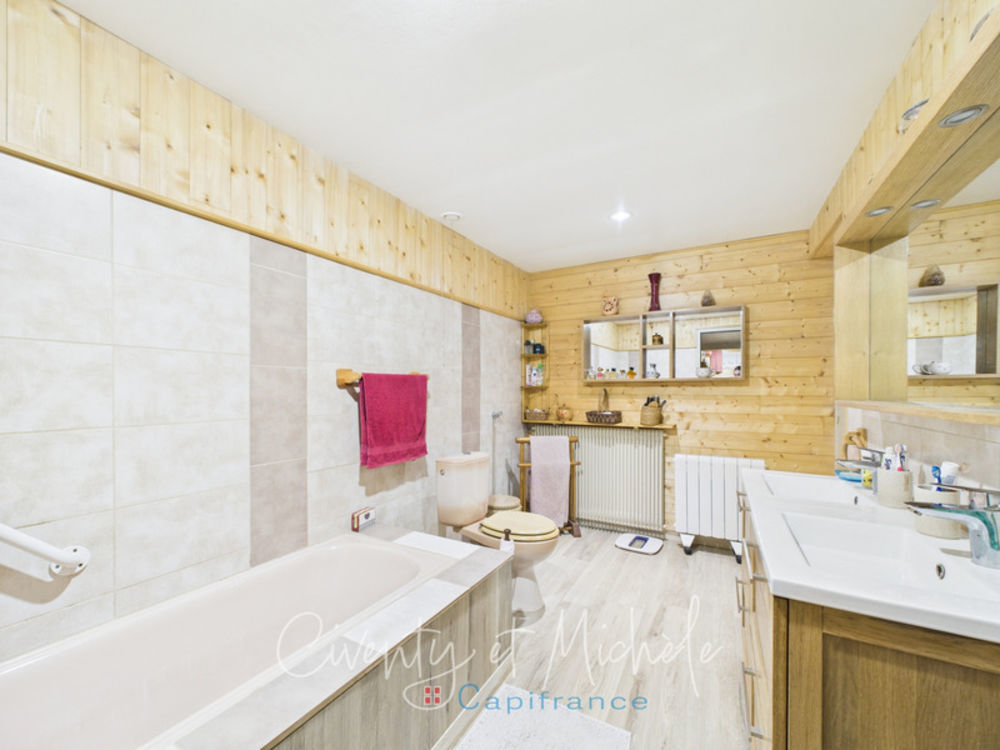 � vendre  Maison Aiton (73220)