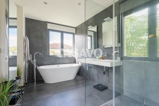  Appartement � vendre 9 pi�ces 291 m�