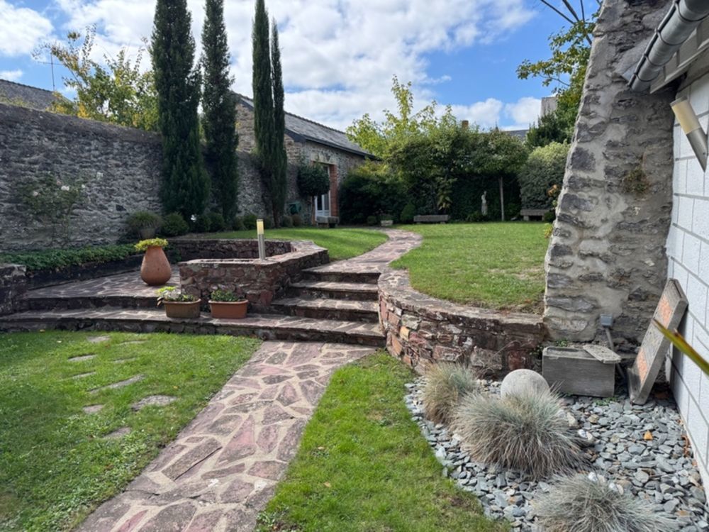 � vendre  Maison Laval (53000)