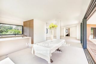  Maison 8 pi�ces 291 m� Saint raphael