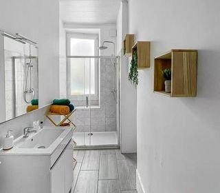  Immeuble � vendre 6 pi�ces 128 m�