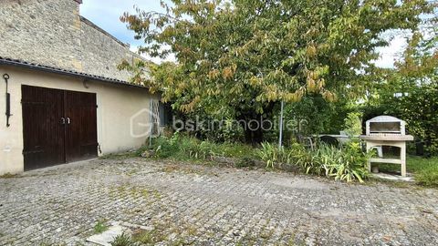   Maison � r�nover au coeur d'un village recherch� Maison - 5 pi�ce(s) - 125 m�