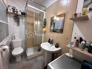  Immeuble � vendre 6 pi�ces 137 m�