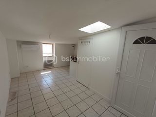  Immeuble � vendre 3 pi�ces 60 m�