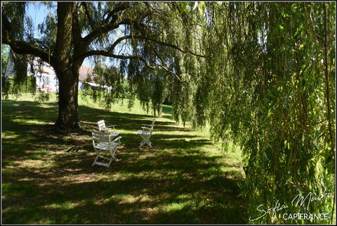   Dpt Indre (36), � vendre CHASSIGNOLLES maison 7 pi�ces Maison - 6 pi�ce(s) - 143 m�