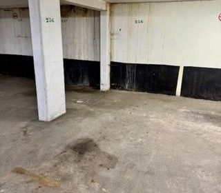  Parking / Garage � vendre 8 m�