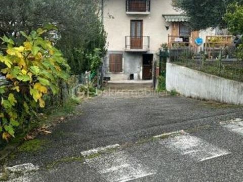   Maison de village a Serri�res En Chautagne Maison - 6 pi�ce(s) - 100 m�