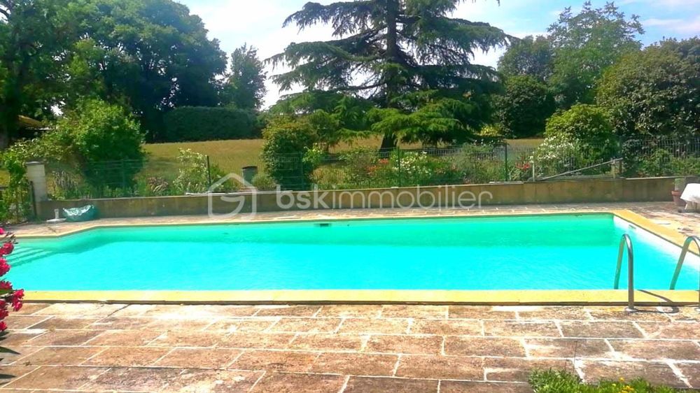 � vendre  Maison Mont�limar (26200)