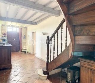  Propri�t�/ch�teau � vendre 10 pi�ces 316 m�