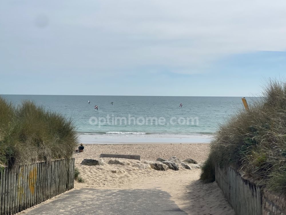 � vendre  Maison Le Bois-Plage-en-R� (17580)