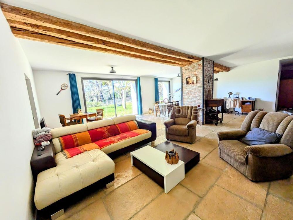 � vendre  Maison Villecroze (83690)