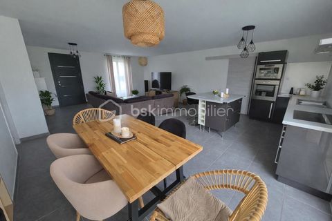   Maison de plain-pied avec d�pendance Maison - 7 pi�ce(s) - 94 m�