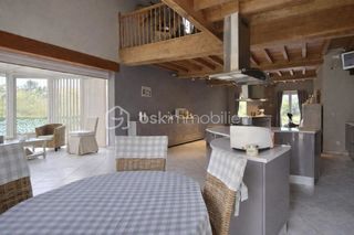  Maison � vendre 4 pi�ces 221 m�